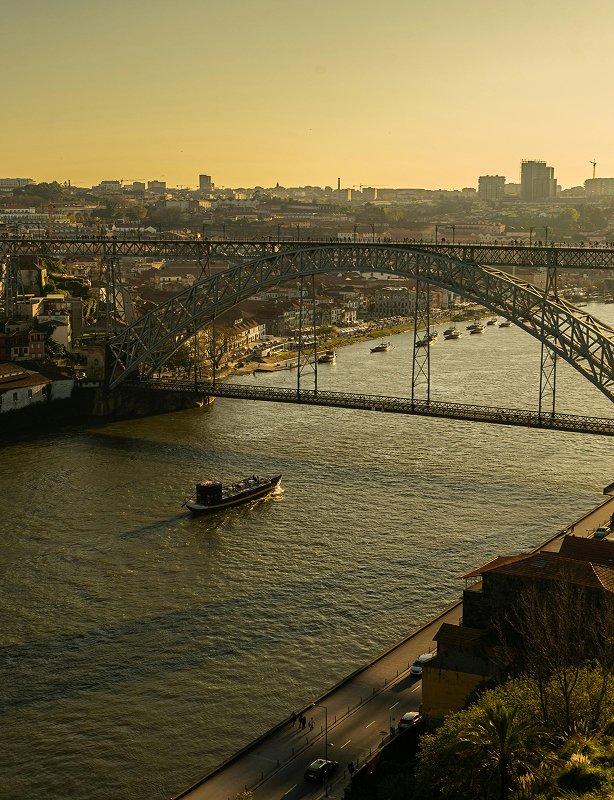 Porto Douro Valley Wine Tour Feature