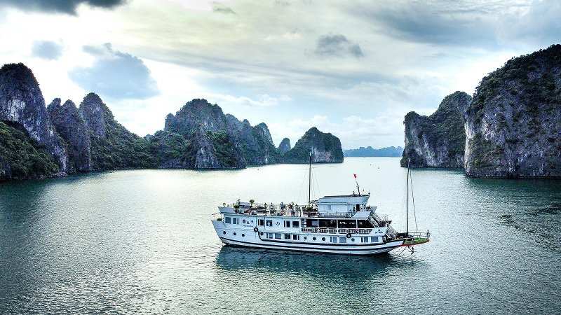 Ha Long Bay
