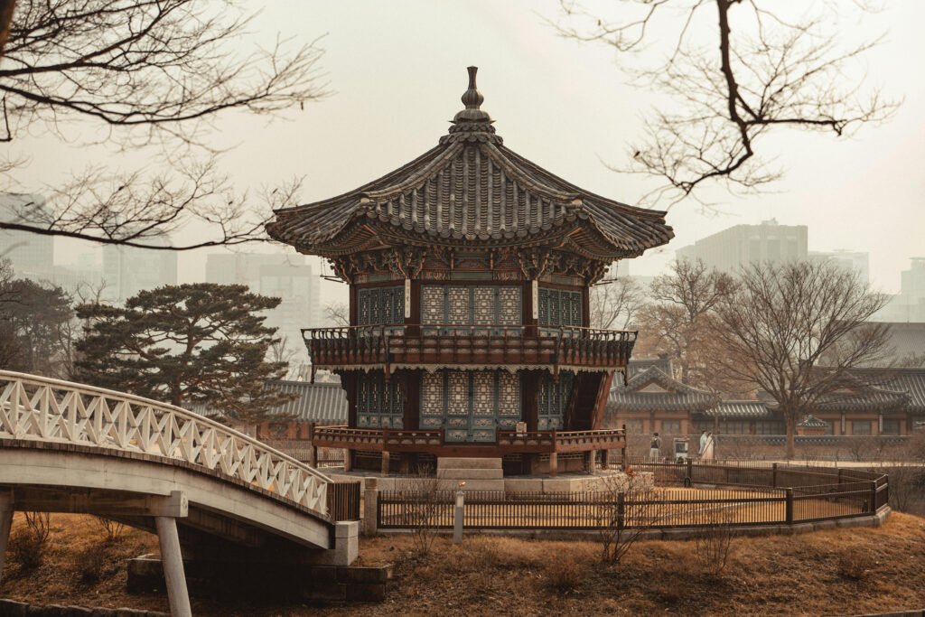 South Korea - Where Tradition Lives in Modern Spaces